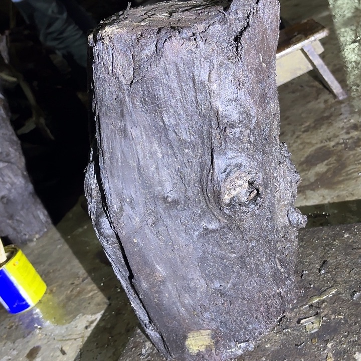 乌木金丝楠摆件毛料