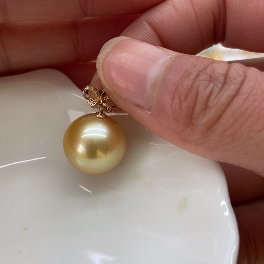 海水珍珠吊坠(不含链)18K金镶嵌
