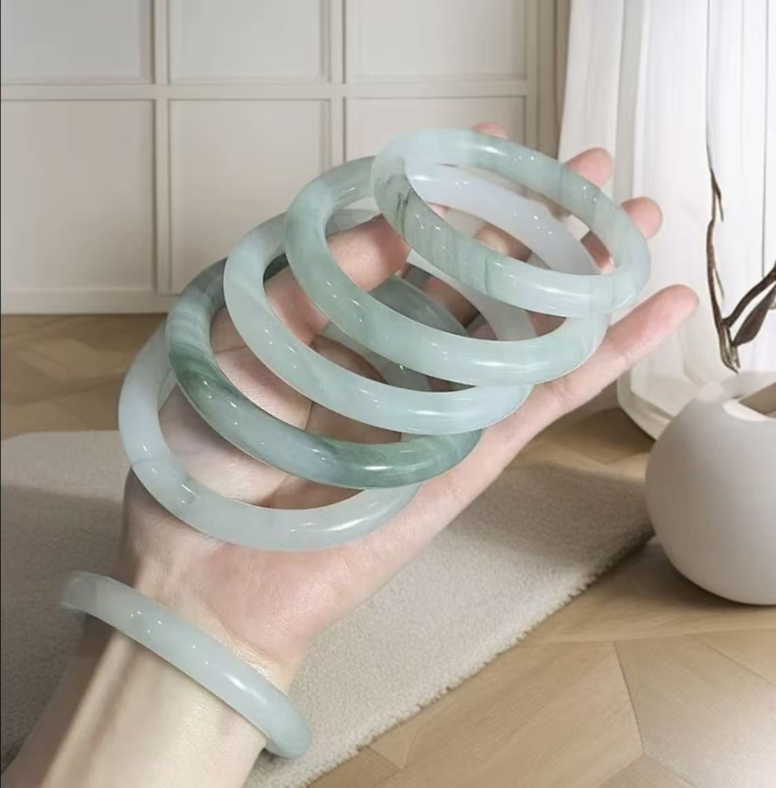 金丝玉天山翠雪翠 备注圈口 多样性发其一 