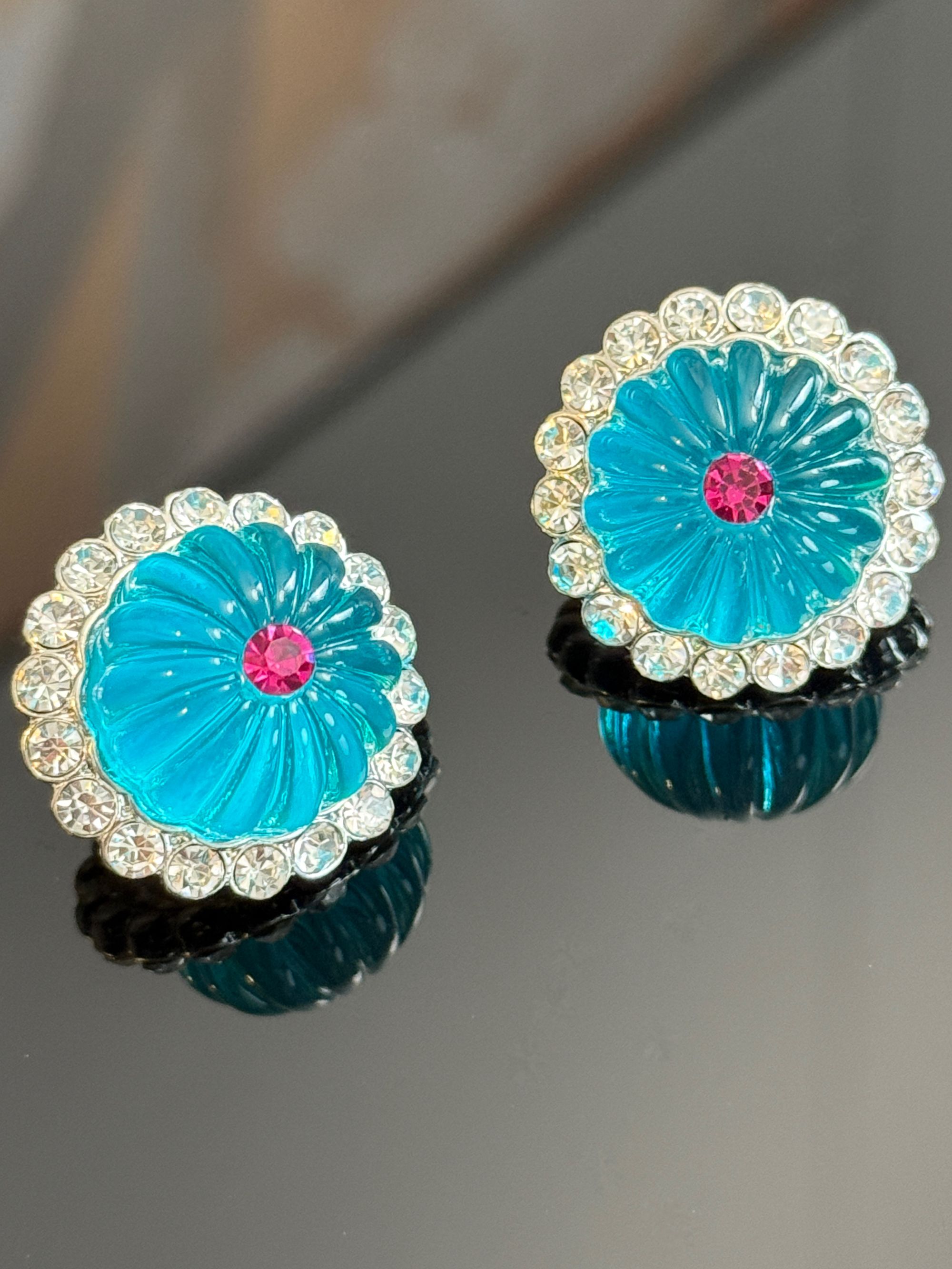 铜合金仿水晶耳饰 【然然王LA古藏】 铜合金耳饰【WRR2198】