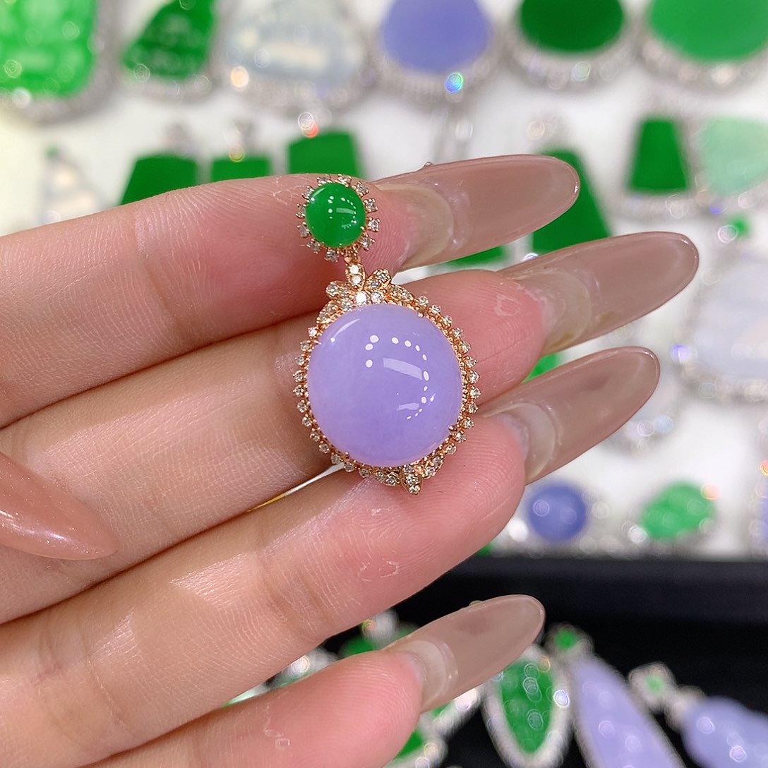 翡翠颈饰18K金镶嵌111111111111