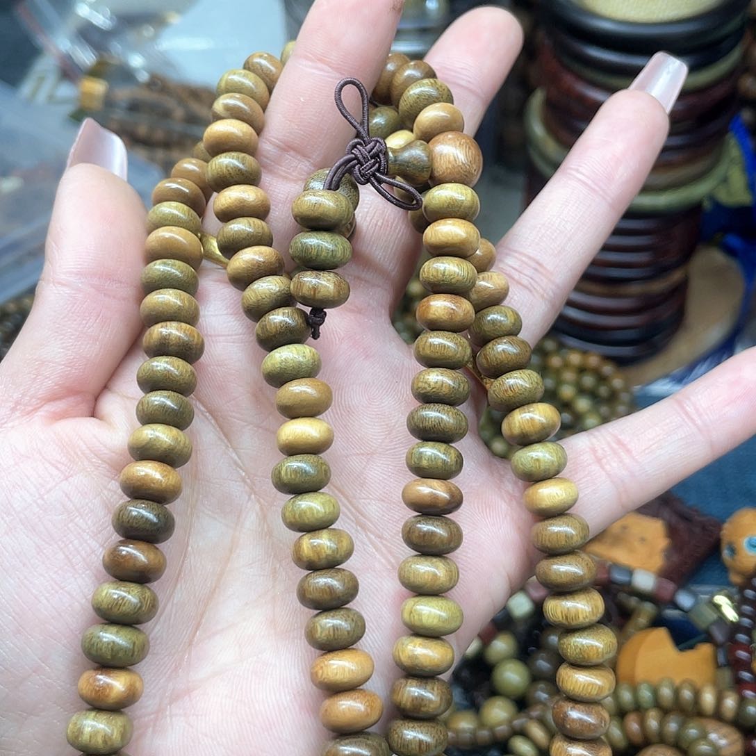 维腊木（绿檀）无事牌