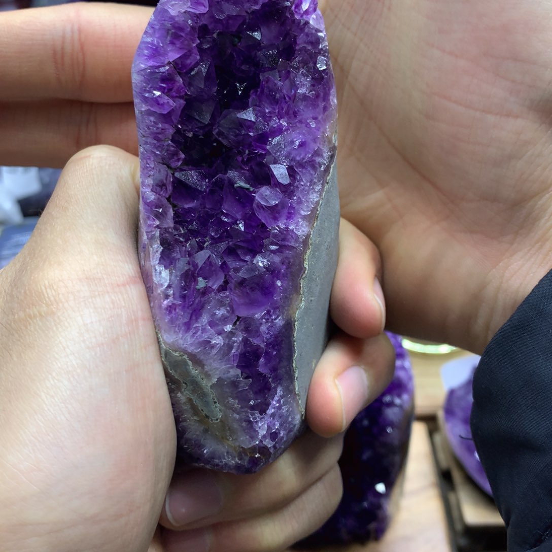 紫晶大型摆件（非配饰）未镶嵌