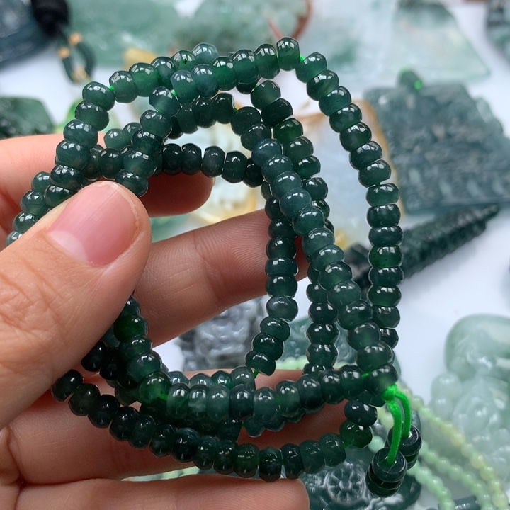 翡翠颈饰未镶嵌保真天然A货翡翠