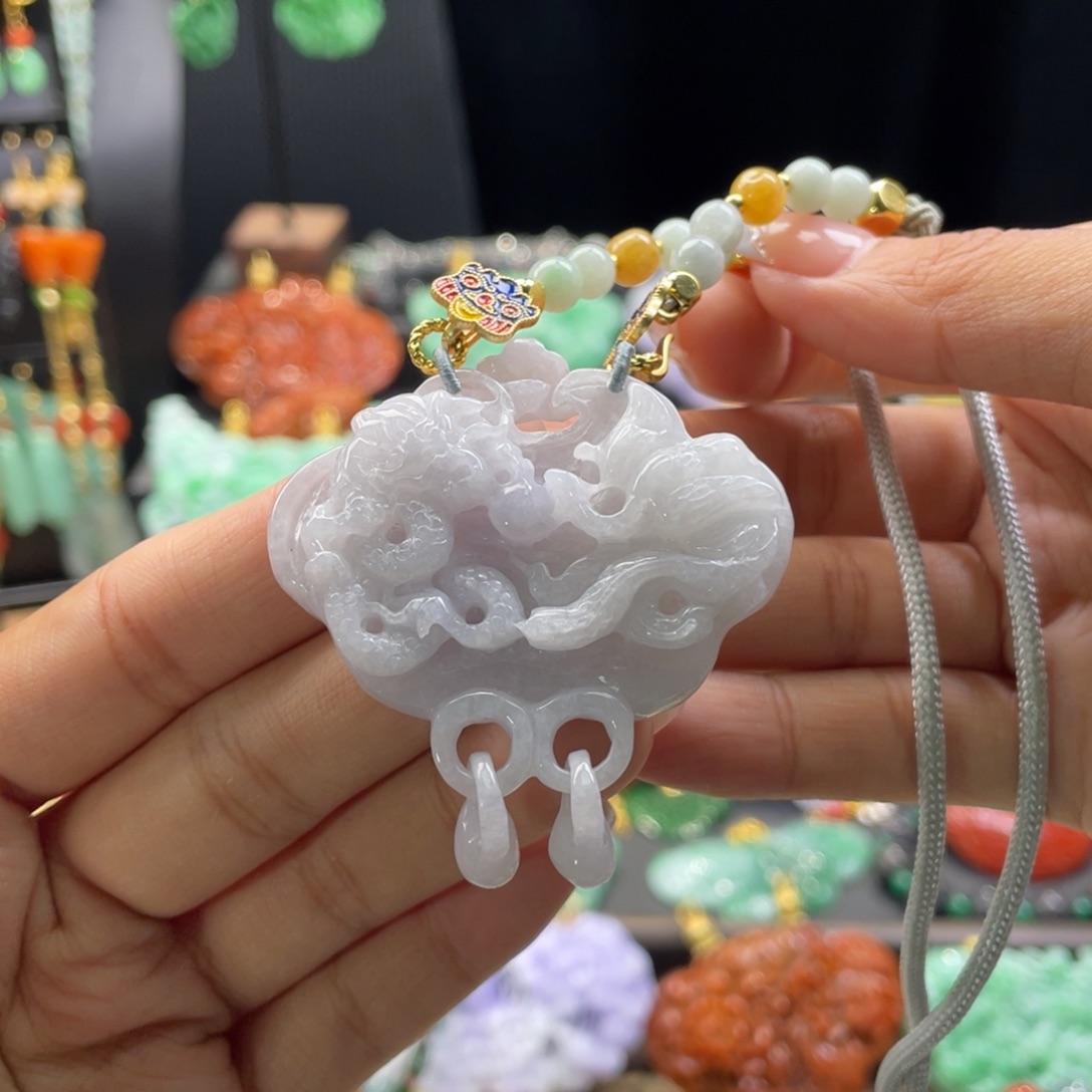 翡翠未镶嵌颈饰代编织