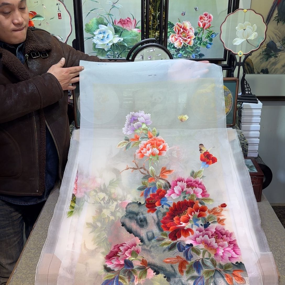 刺绣刺绣工艺精湛