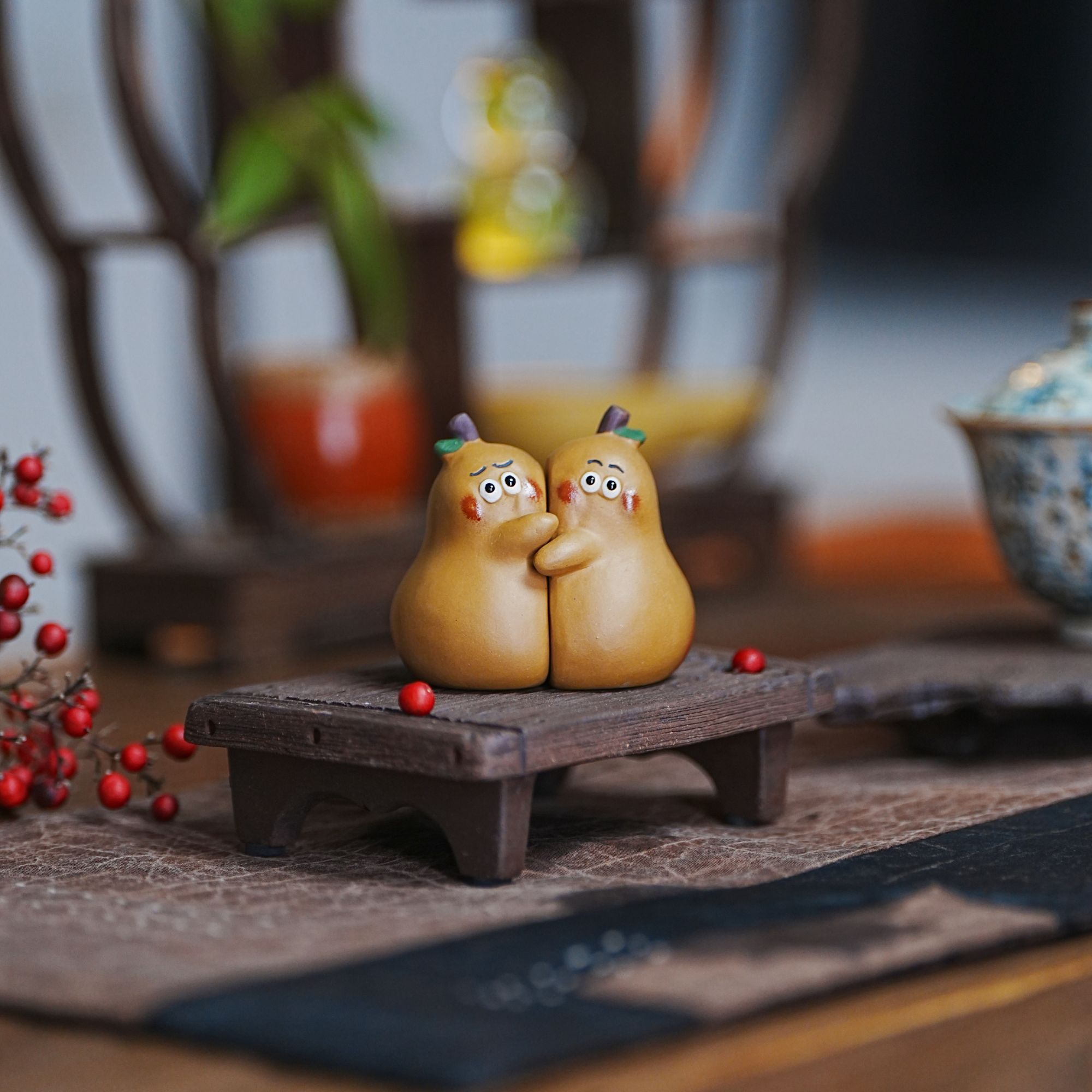抱抱梨紫砂茶宠手工可爱创意茶宠摆件小众茶玩梨茶宠