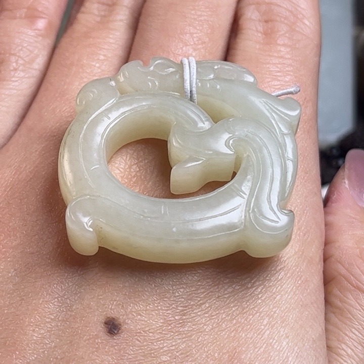 和田玉挂件未镶嵌哎*