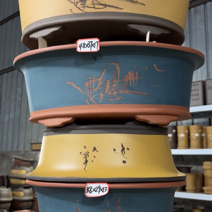 紫砂花盆168-4。          