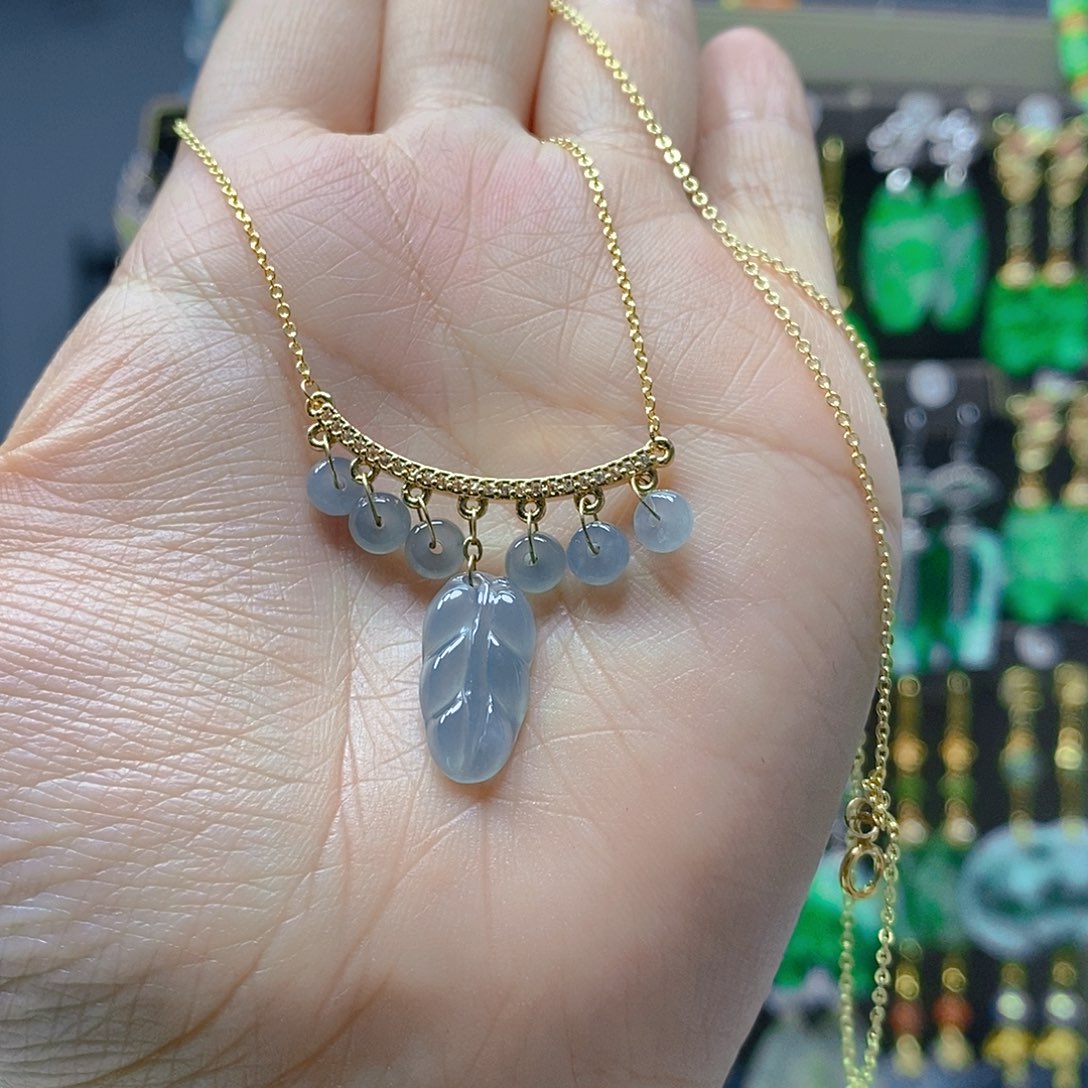 未镶嵌翡翠耳饰翡翠