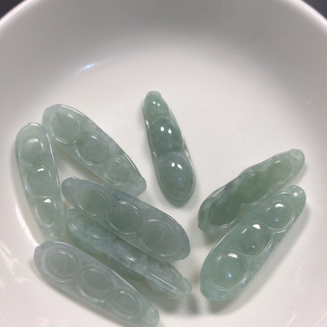 翡翠裸石多样性发货发其一