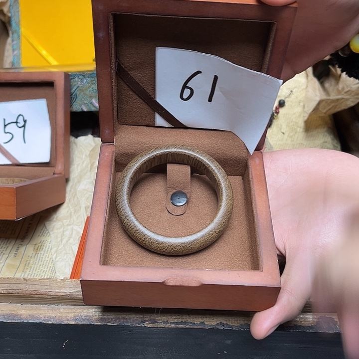 大叶紫檀（黑酸枝木类）