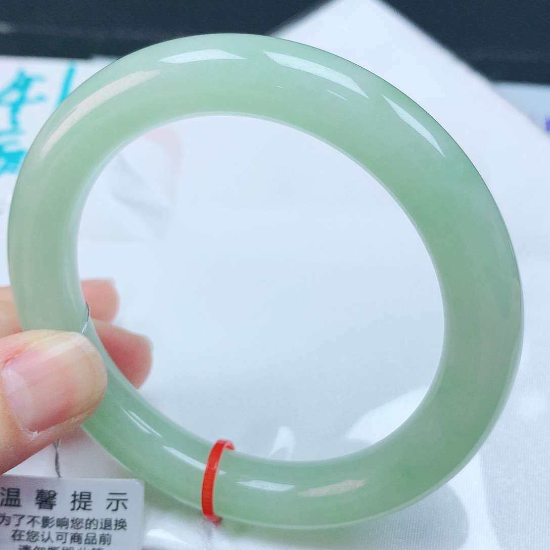 翡翠手镯未镶嵌58胖圆
