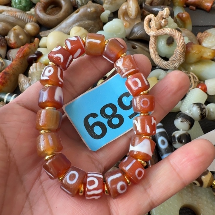 清***允玛瑙/玉髓未镶嵌颈饰