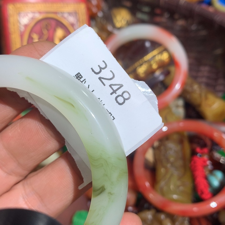 二***产吊坠龙脊菩提3248