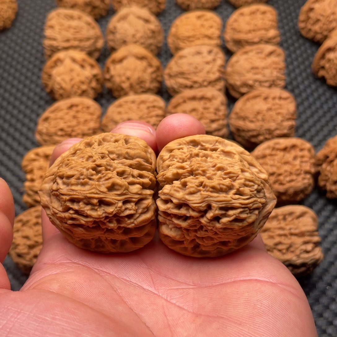 吊坠文玩核桃吧**嘛全程视频打包发货