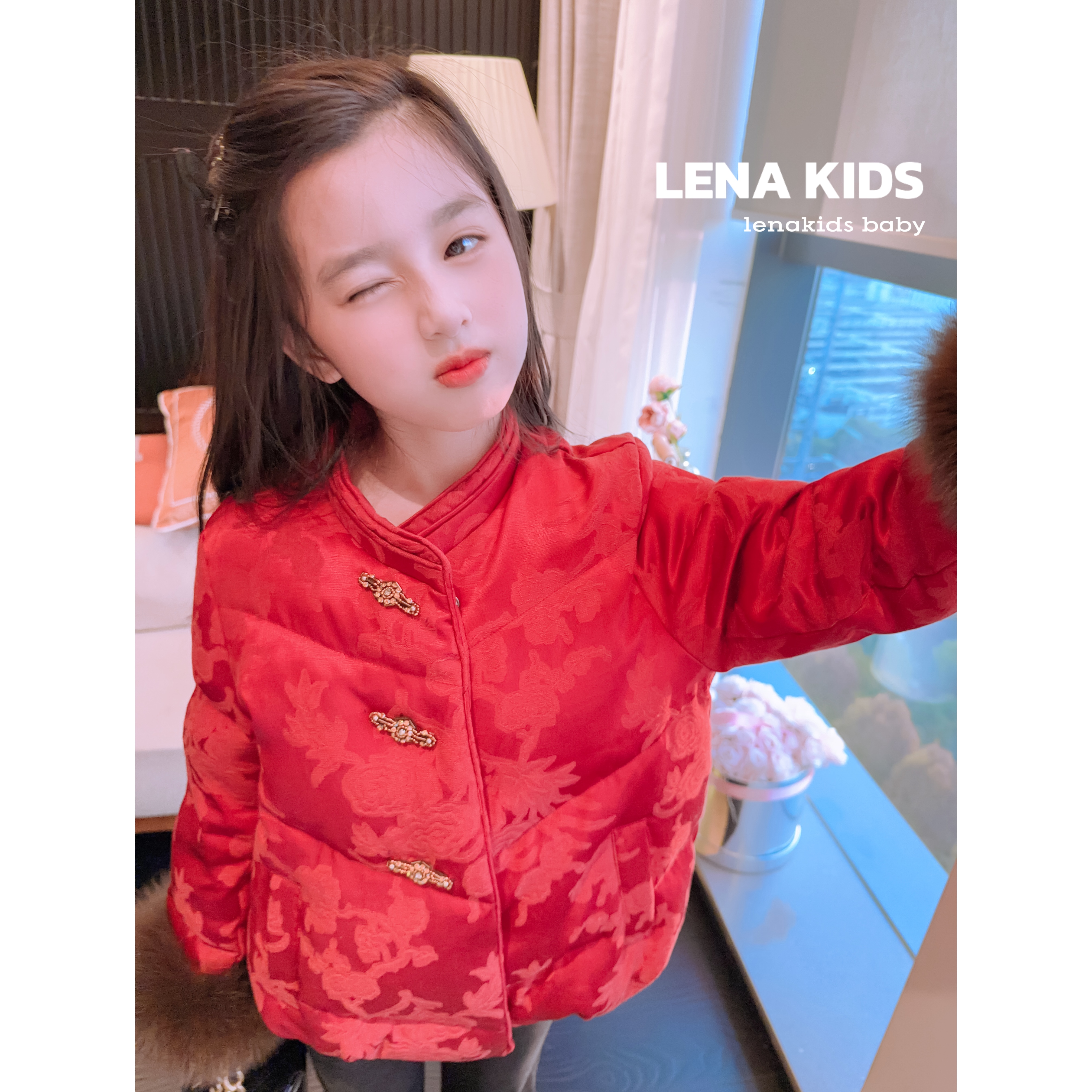 PP·Twinkle【新年款羽绒服！高充绒狐狸毛手袖“人丝提花】25120704