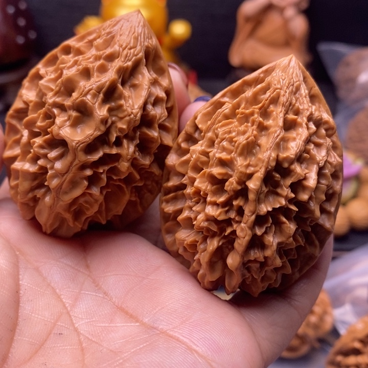 风***云文玩核桃吊坠招财鼠