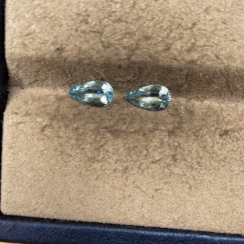 定制海蓝宝石裸石未镶嵌1.48克拉2粒