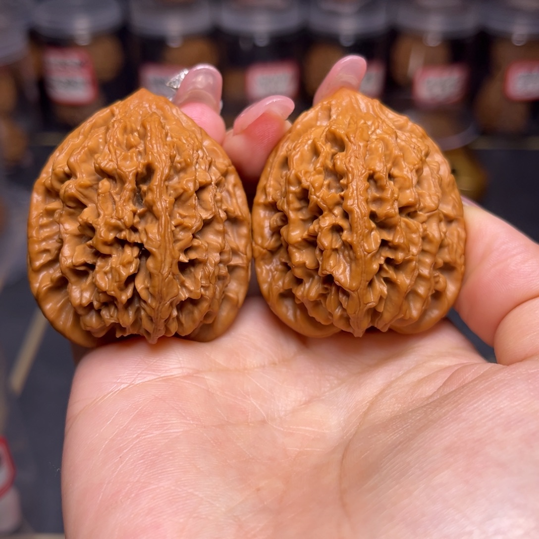 文玩核桃吊坠全品九龙筋42