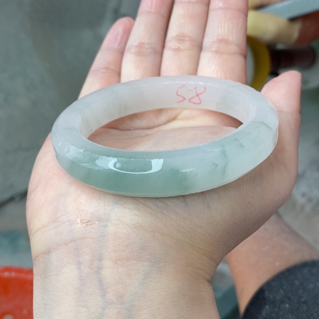 石英质玉手镯未镶嵌夕*定制