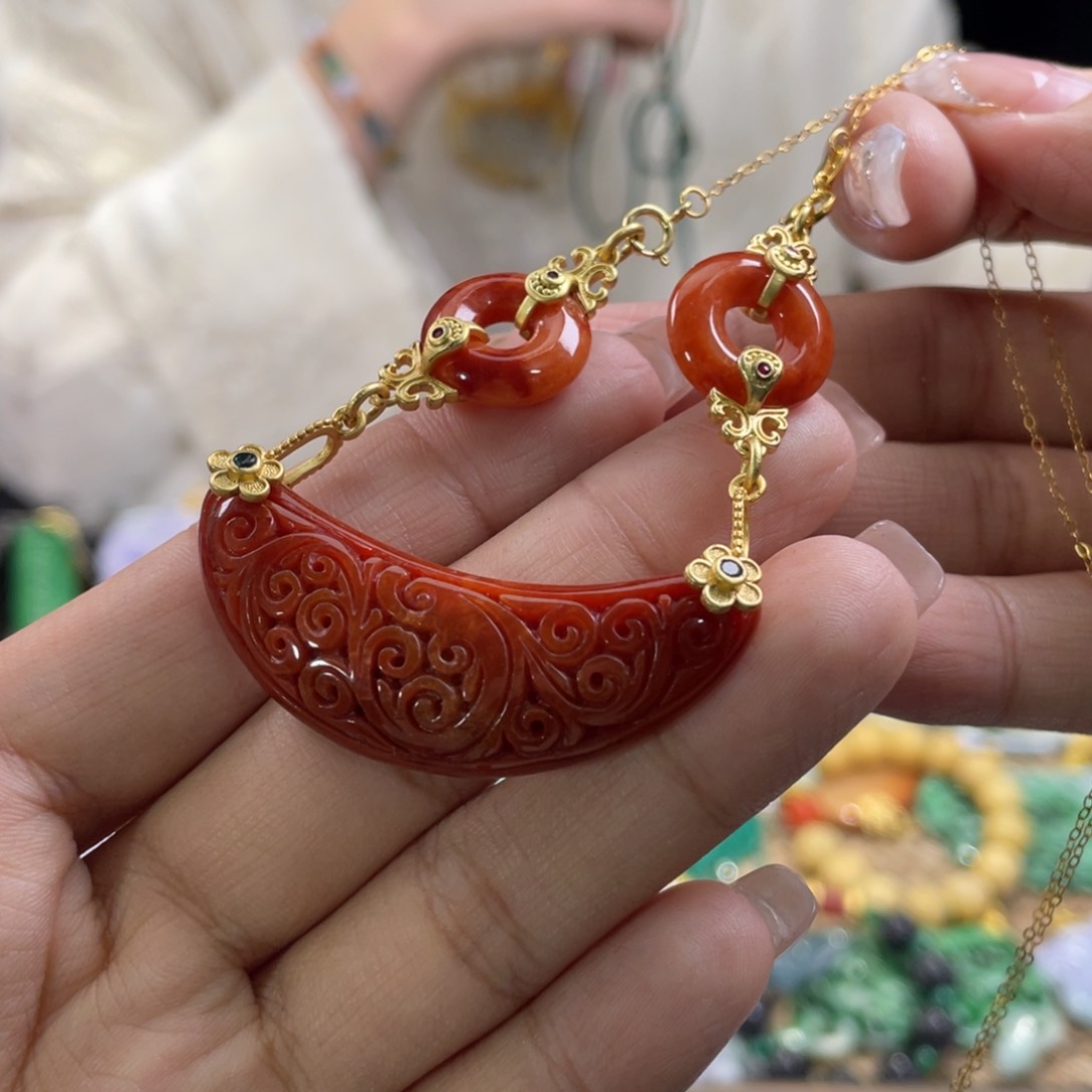 翡翠颈饰未镶嵌二***0代编织