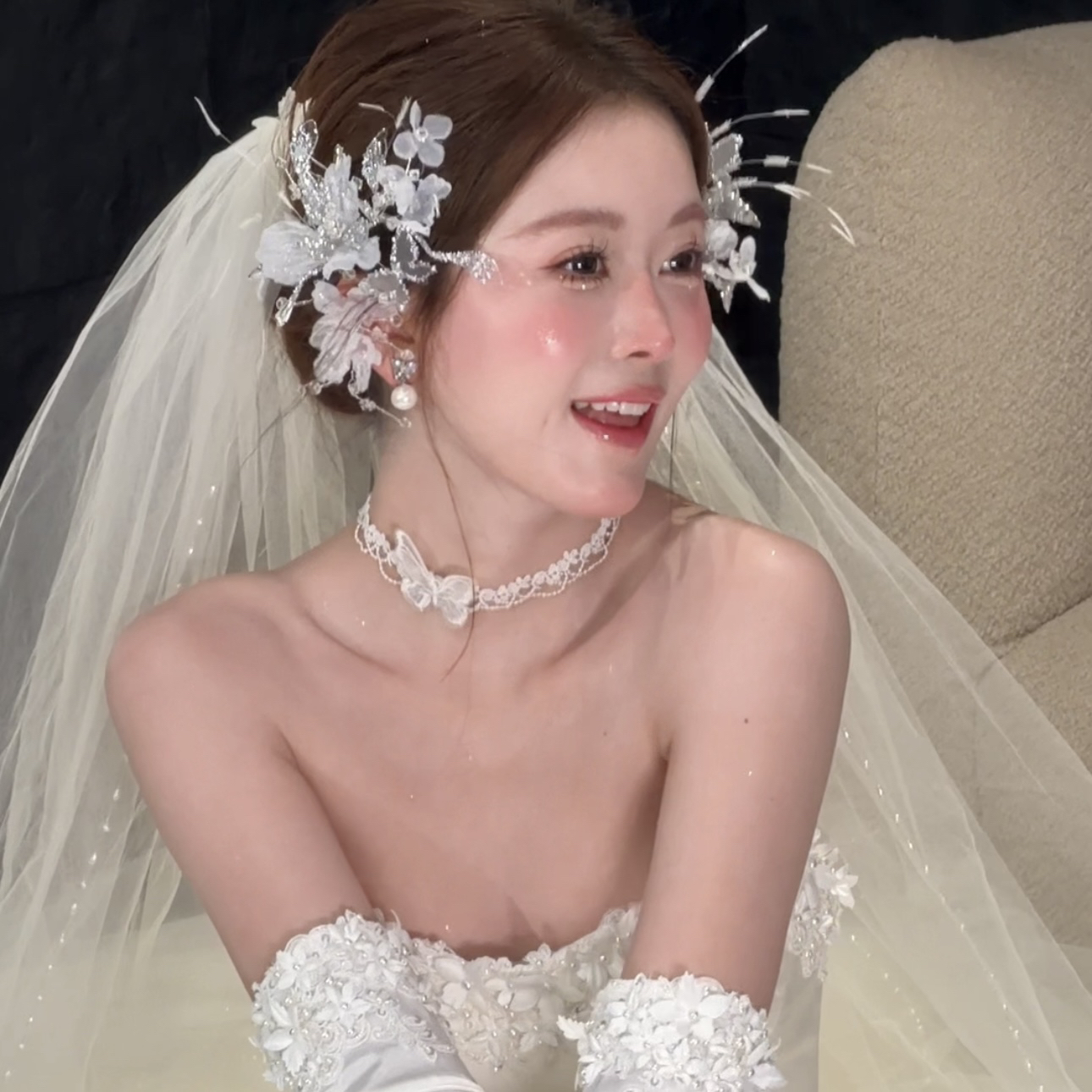 T7113超仙水晶蝴蝶发饰女气质婚纱配饰发卡新娘