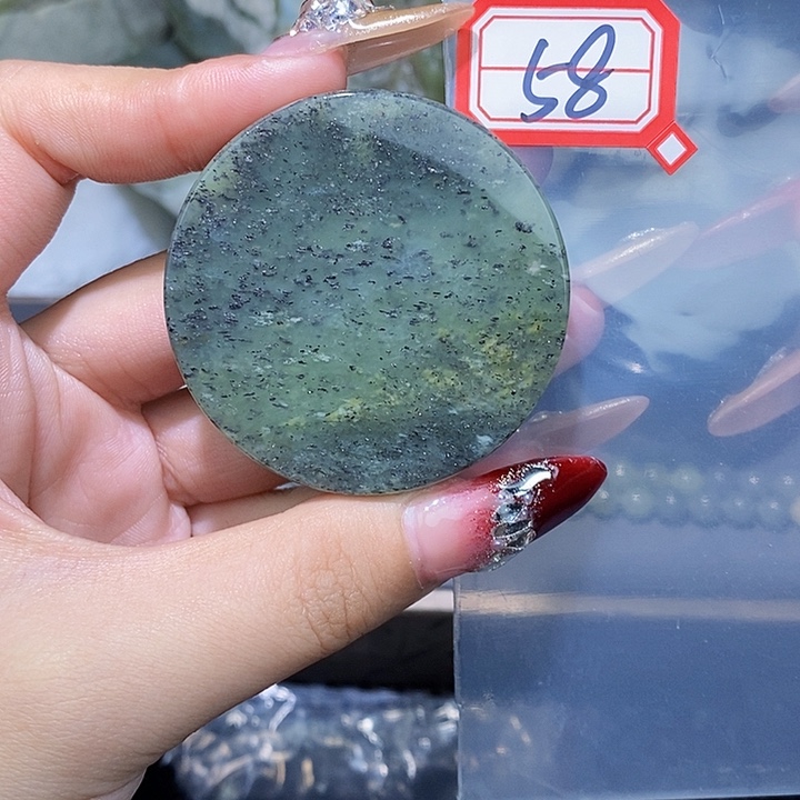 和田玉和田玉边角料随机发未镶嵌