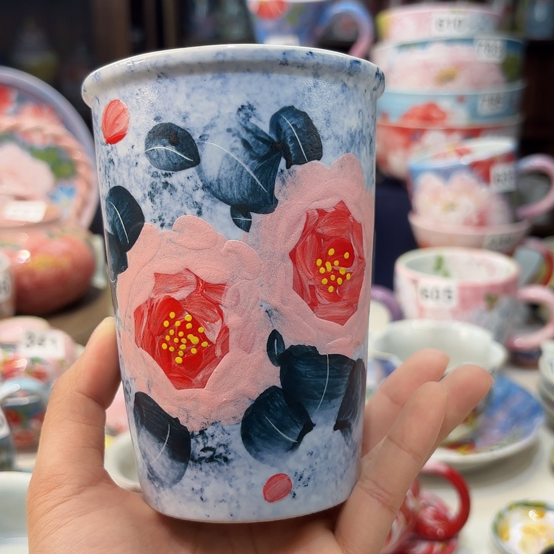 瓷片兔兔好漂亮de k l k l lv tu