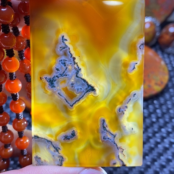 玛瑙/玉髓颈饰未镶嵌