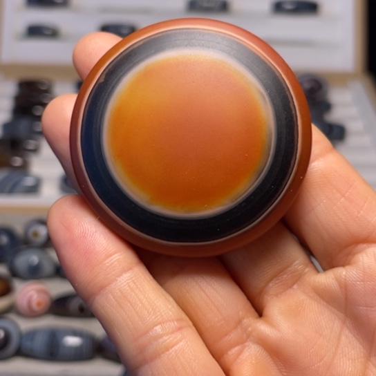 大***鱼玛瑙/玉髓颈饰未镶嵌