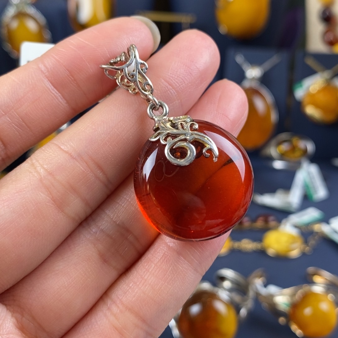 琥珀颈饰银S925镀金镶嵌