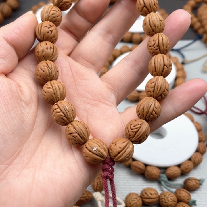 舞*12.5尺寸野生桃核手持