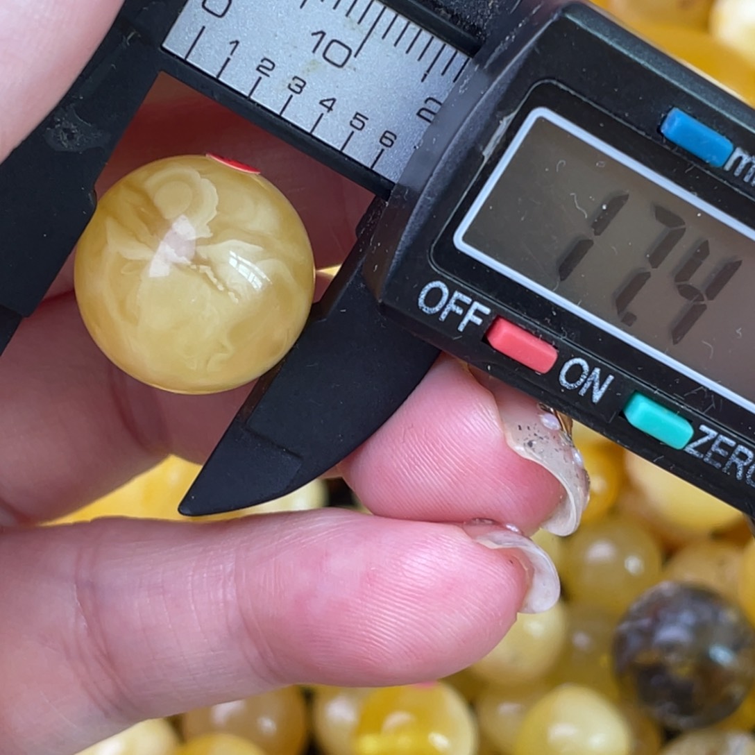 未镶嵌琥珀裸石蜜蜡1350