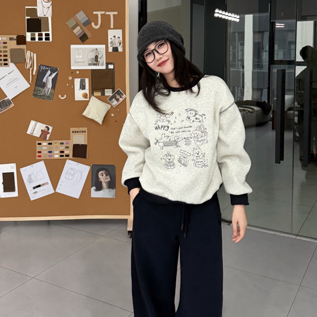 秋冬韩系圆领宽松设计感刺绣小众休闲百搭加绒卫衣-HD253895