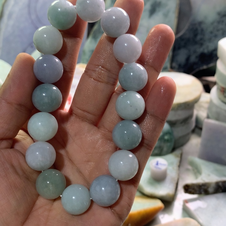 翡翠裸石天然翡翠卡13.5➕珠子