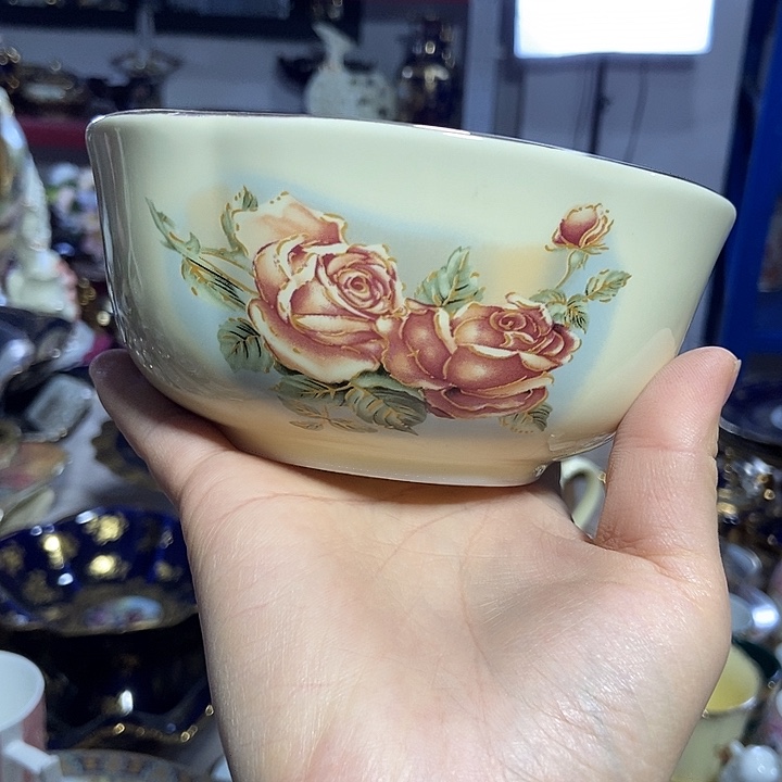 瓷片4只…………………………………………