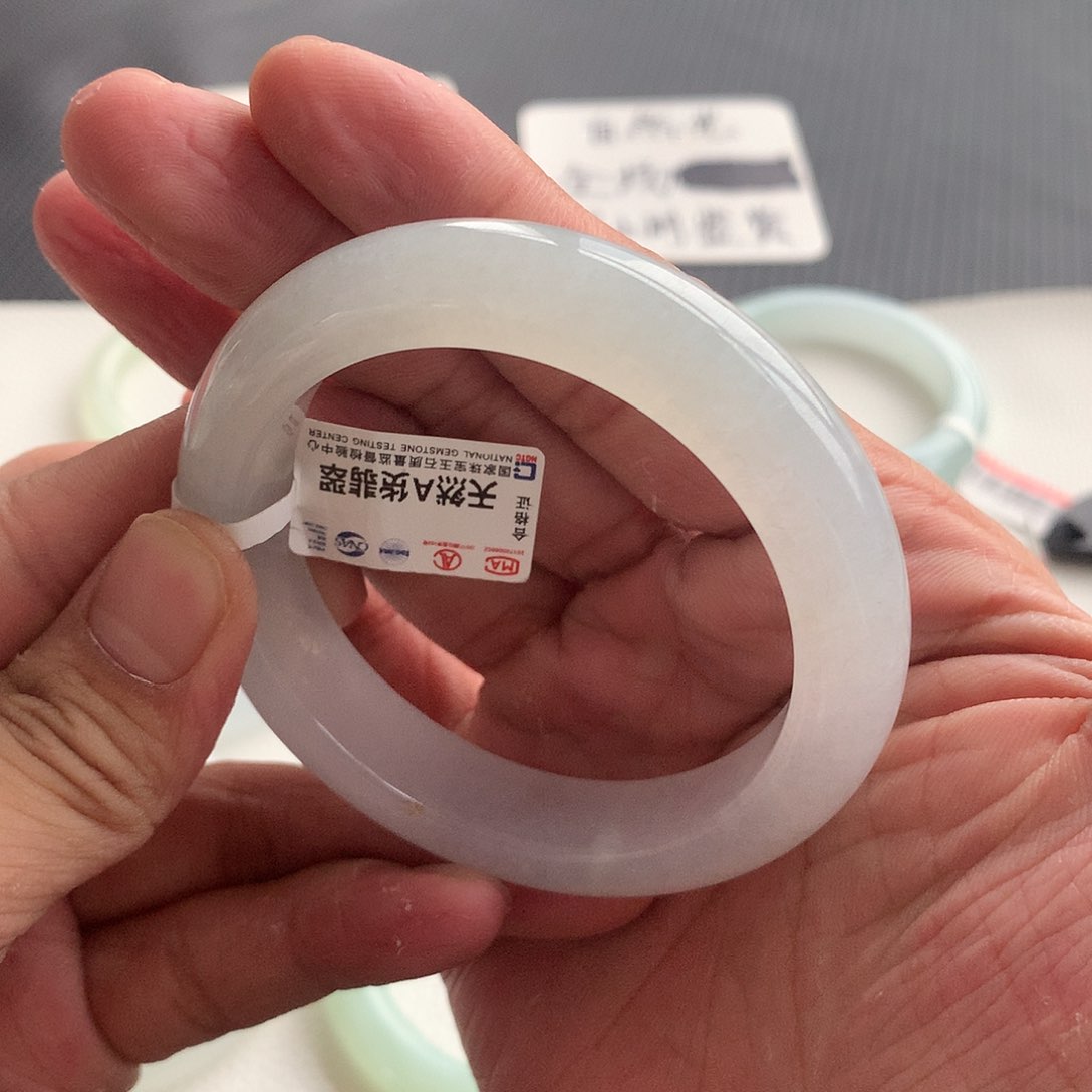 翡翠手镯未镶嵌21号 54