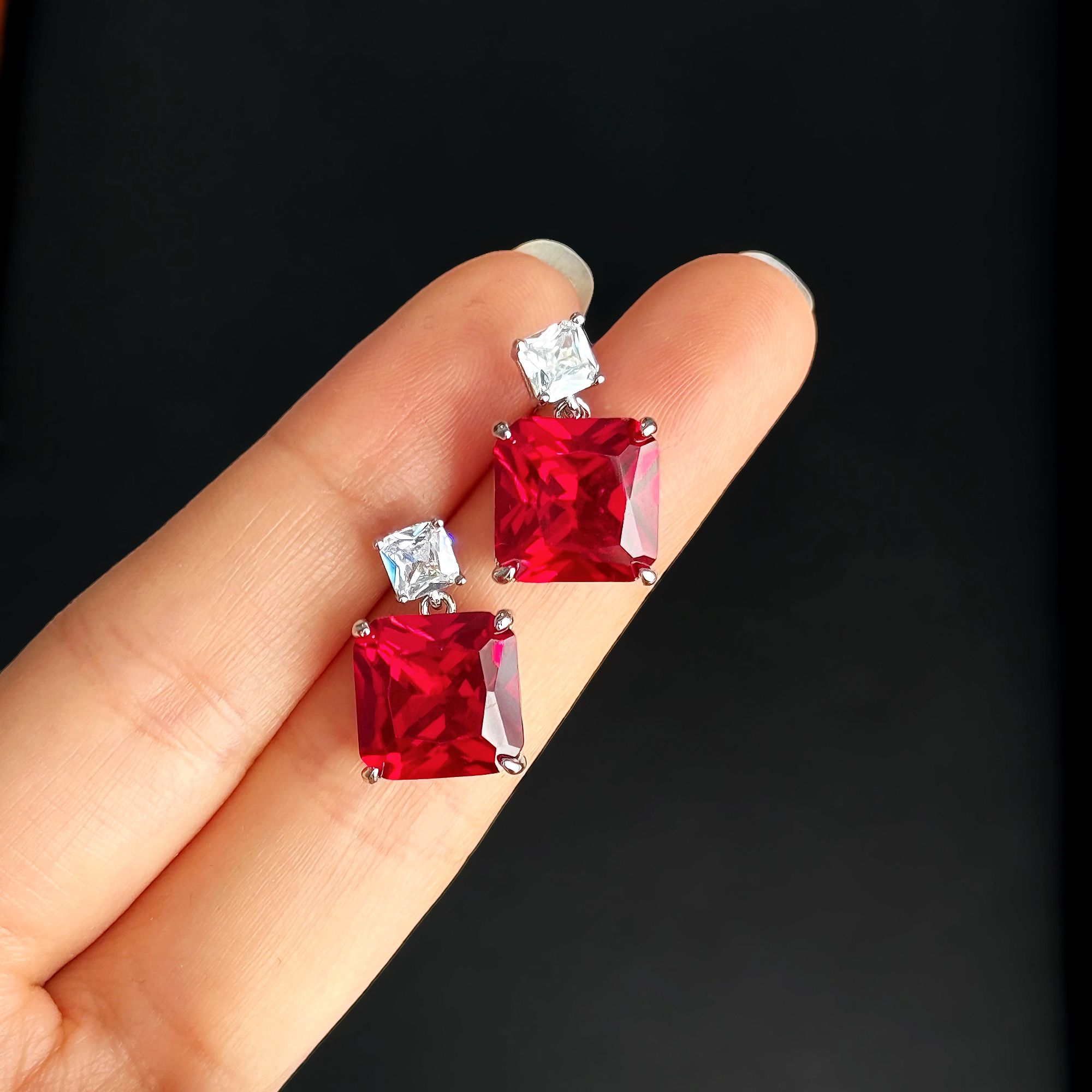 红宝石矿区高定-典藏轻奢-红宝石-耳饰-L841