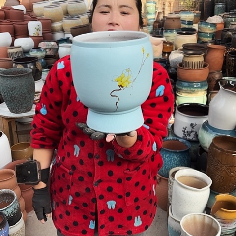 口20高25瑕疵盆子。