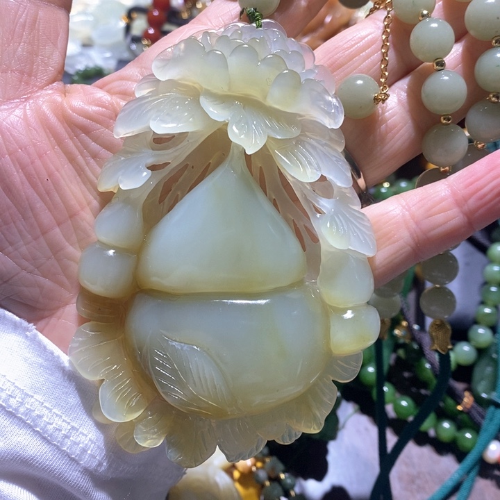 岫玉毛衣链未镶嵌