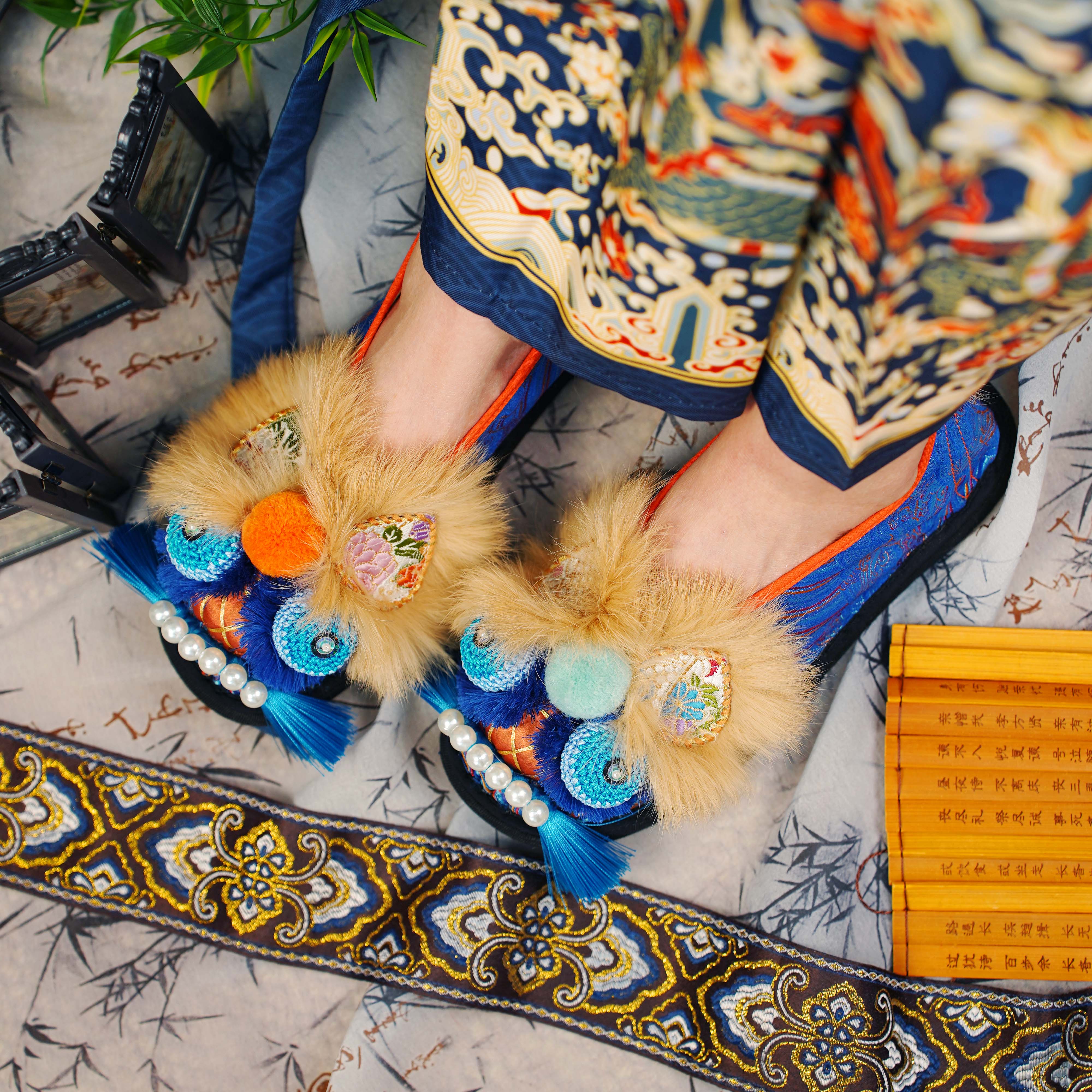 今惜古一脚蹬布鞋保暖绣花纯手工厚底春秋民族风民族时尚女外穿