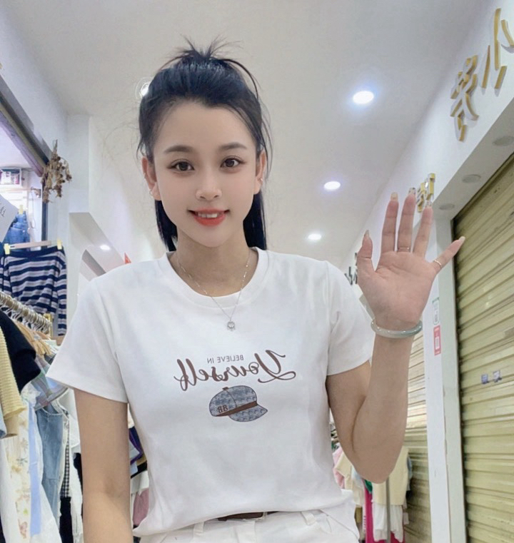 [菲菲家]新款圆领印花英文字母帽子图案短袖正肩型T恤149
