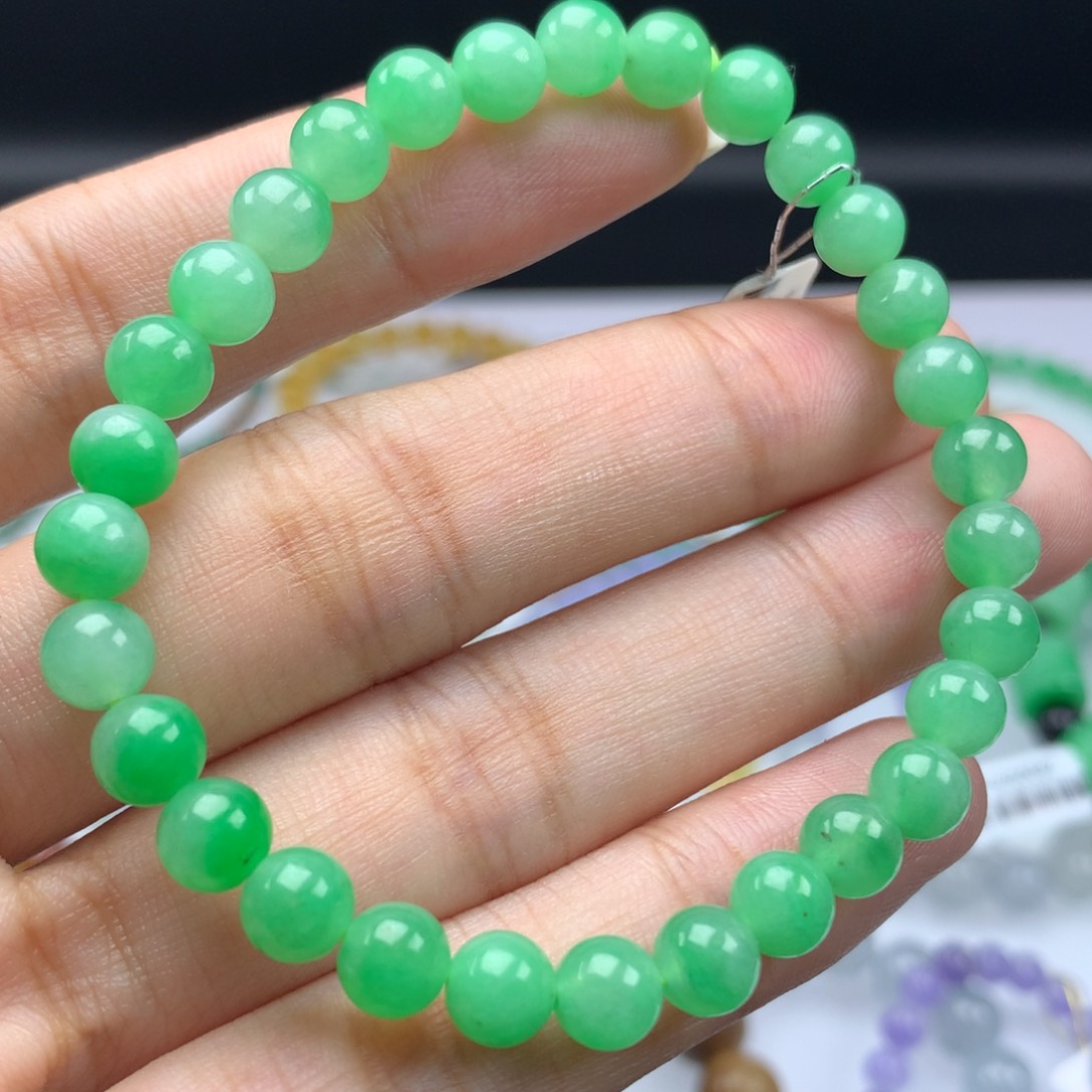 翡翠手链未镶嵌卡