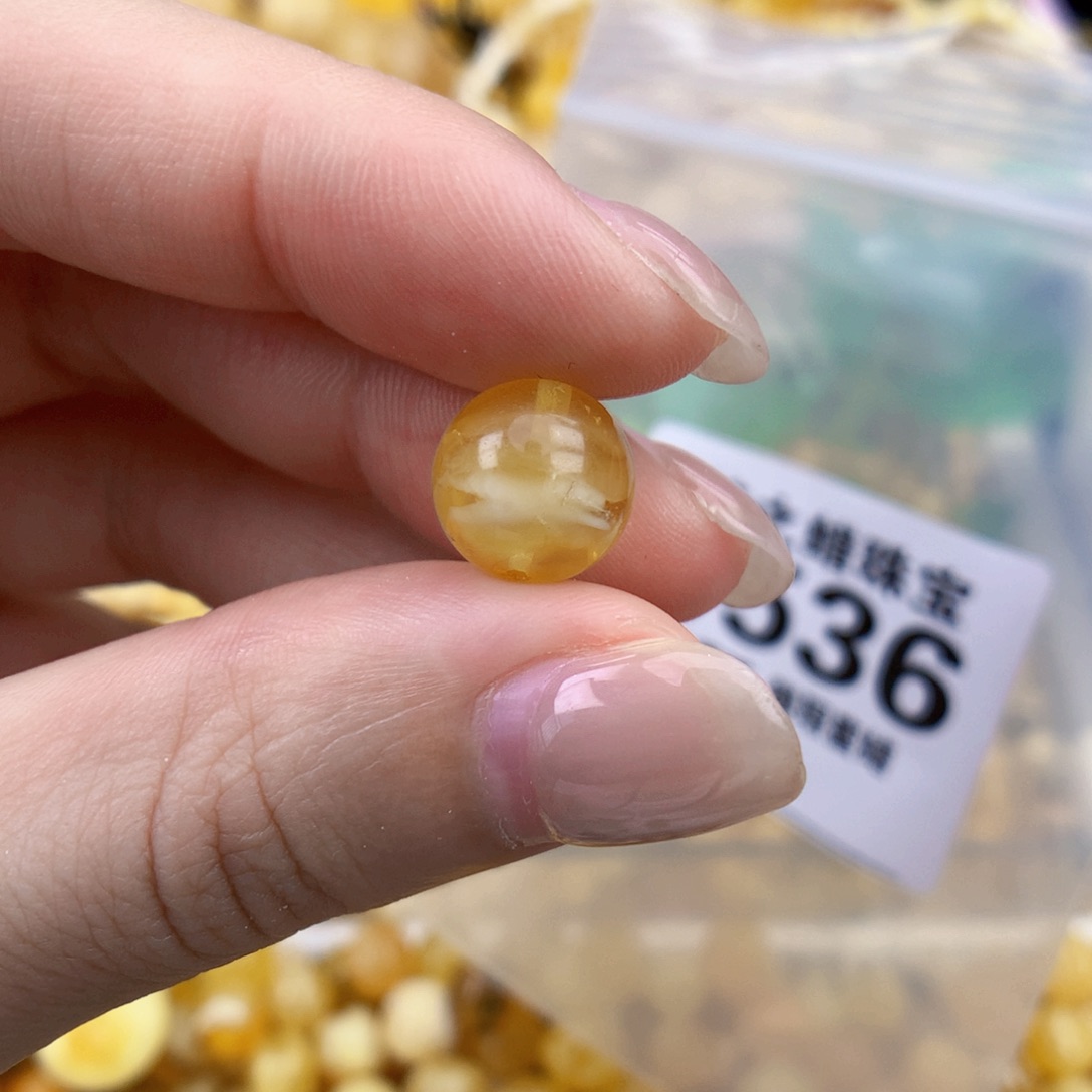 裸石琥珀未镶嵌10