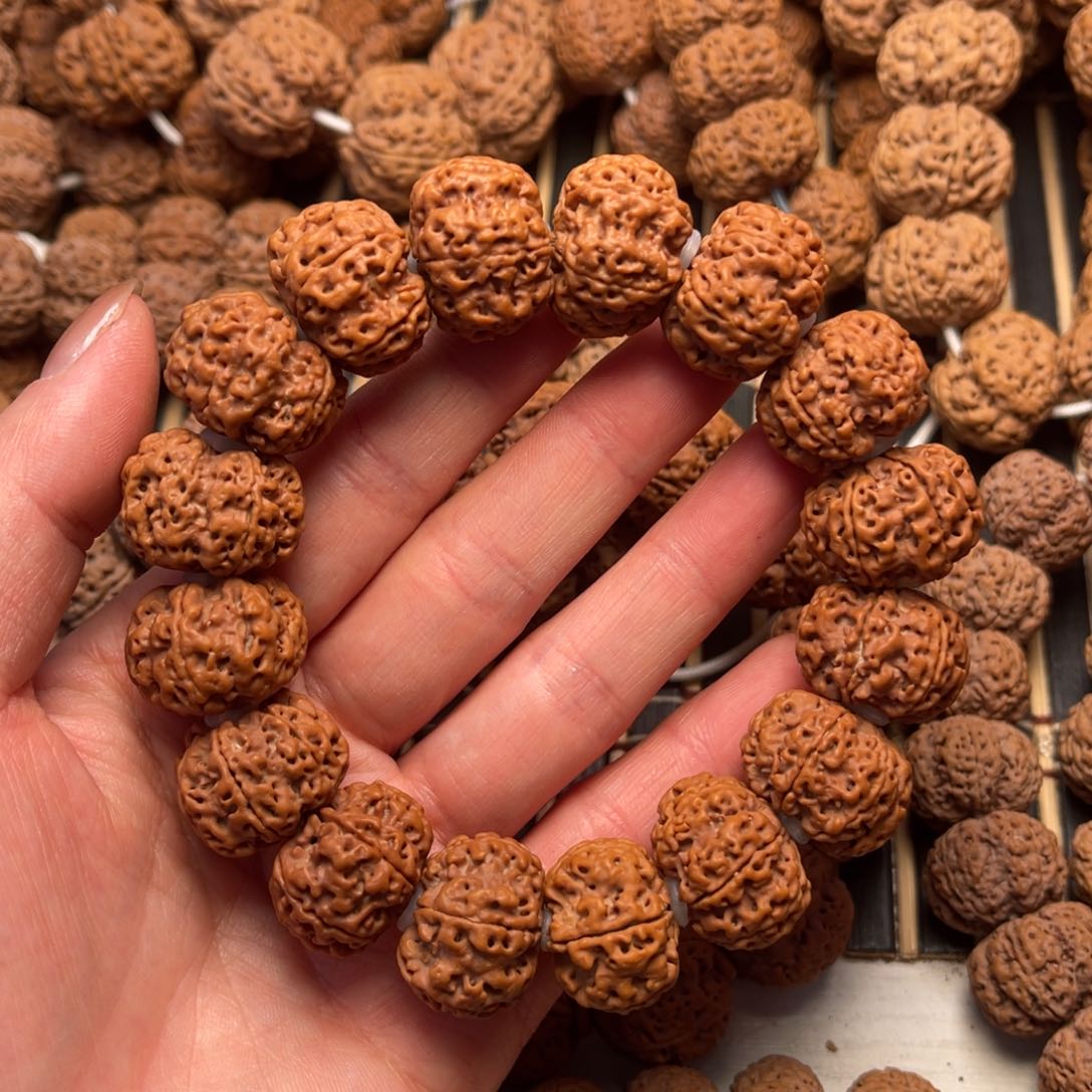 菩提尼泊尔大金刚平头凹底六瓣21