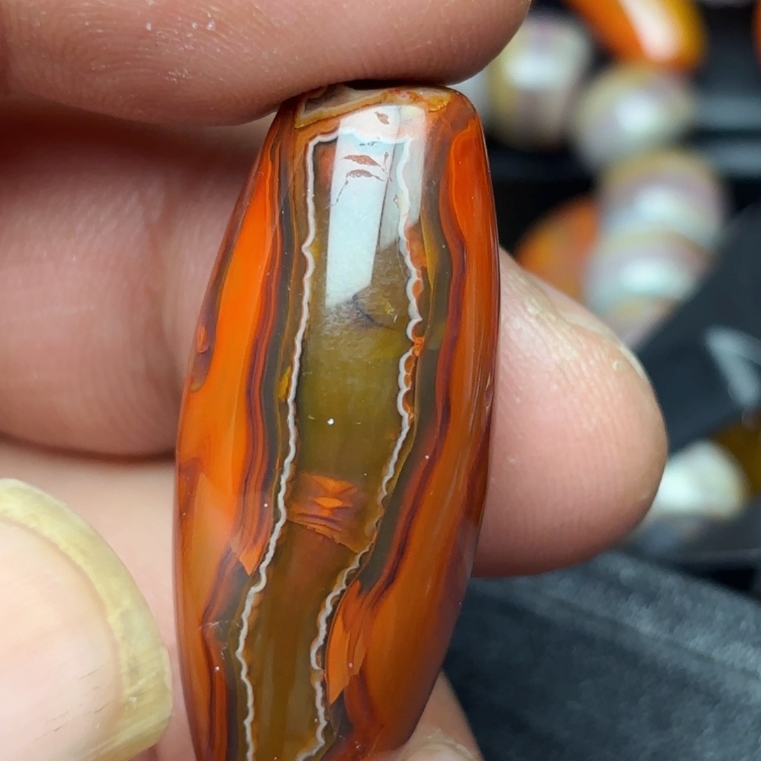 挣***猬玛瑙/玉髓未镶嵌玛瑙