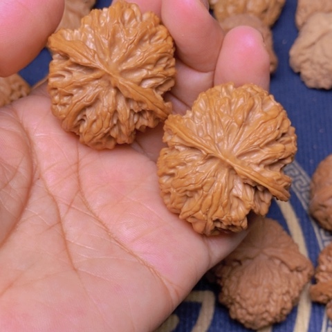 【闪购商品】文玩核桃吊坠高**子苹果42