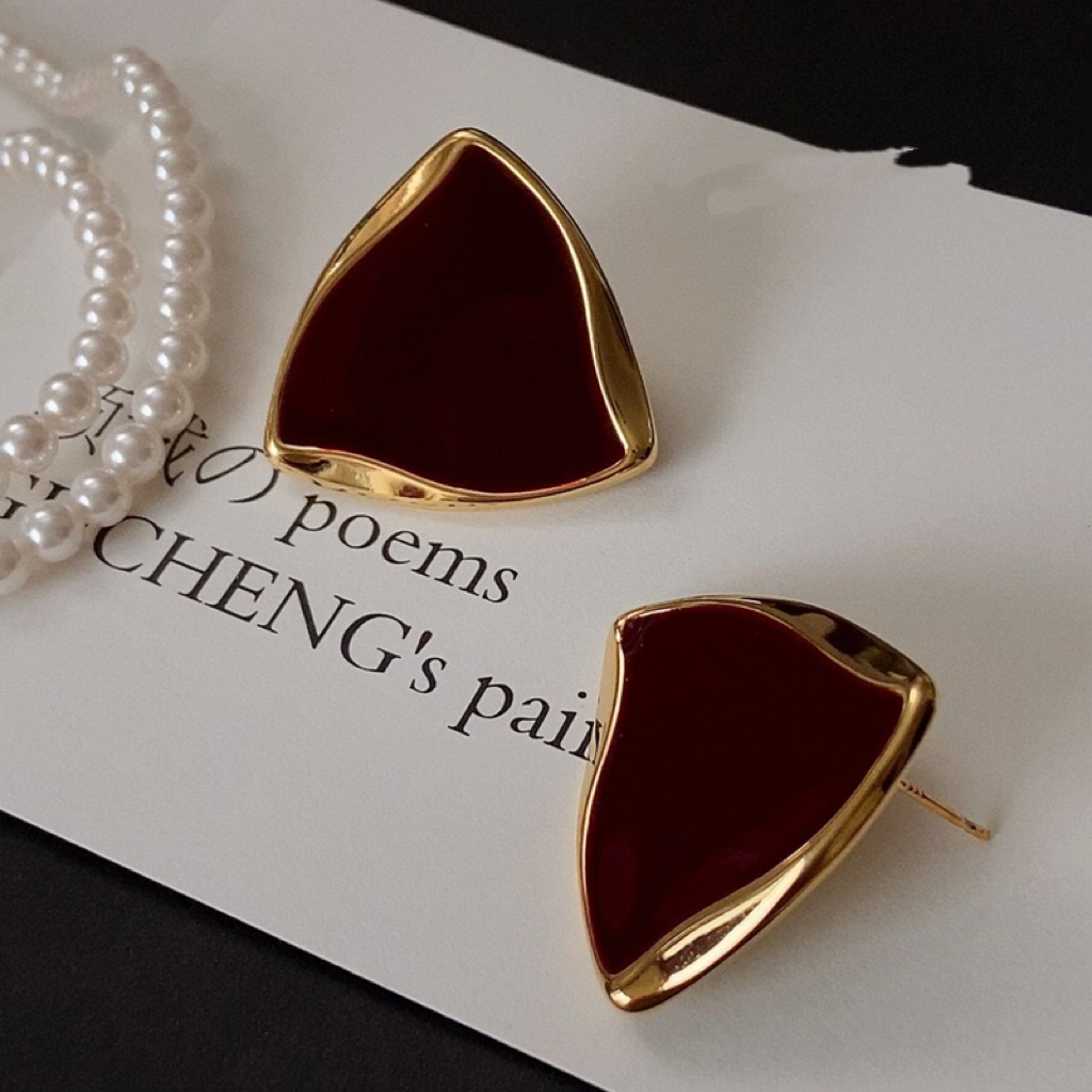 铜合金耳饰 秋冬复古几何三角安可拉酒红色滴油耳钉耳环v24