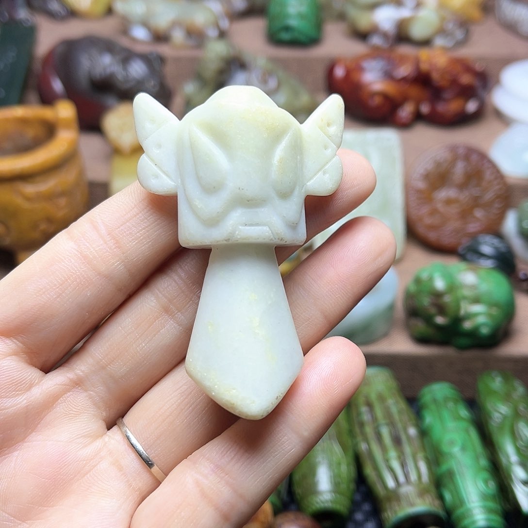 白玉菩提吊坠29。。